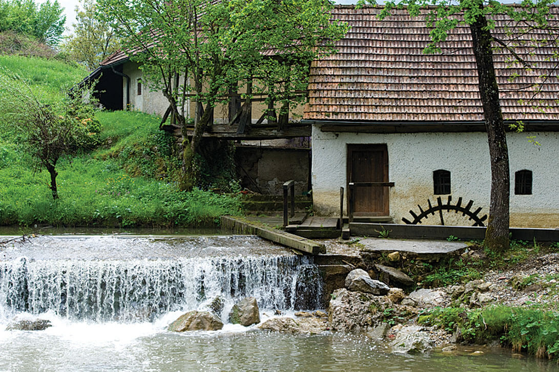 TIC-zanimivosti-galerija-LevstikovMlin1-1091x727 TIC-zanimivosti-galerija-LevstikovMlin1-1091x727