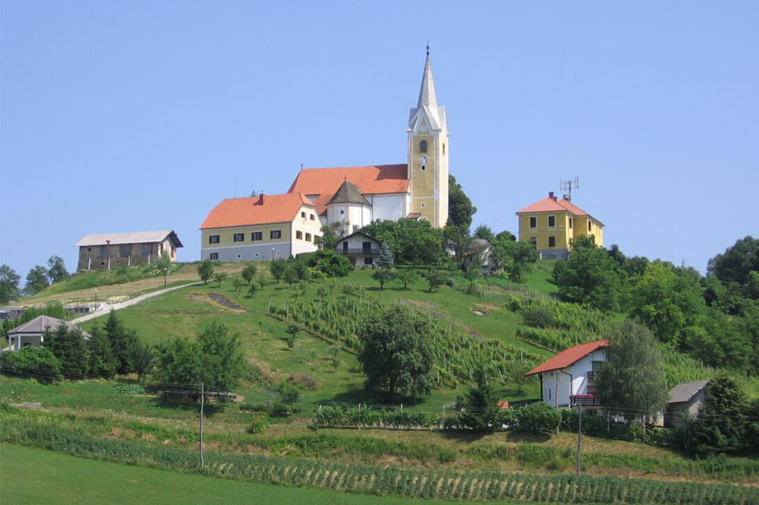 TIC-zanimivosti-galerija-Sv-Ema1-1091x727 TIC-zanimivosti-galerija-Sv-Ema1-1091x727